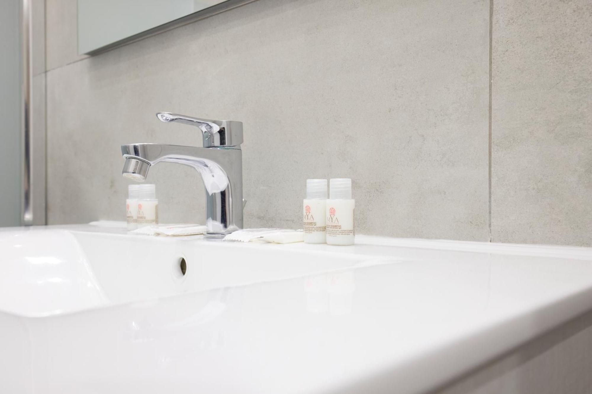 First Moon-Emme Loft Apartment Milan Luaran gambar